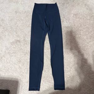 Lululemon size 4 navy blue leggings - 28”